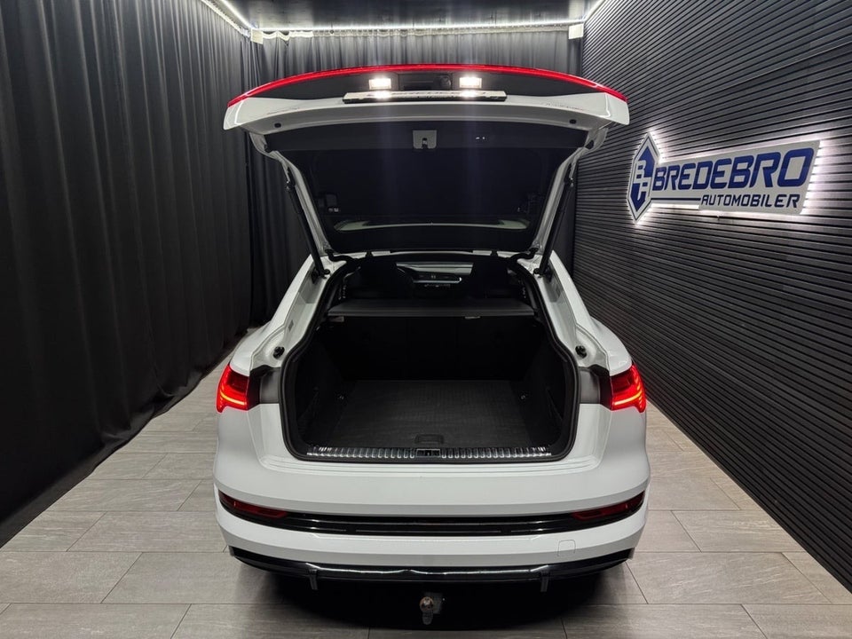 Audi e-tron 55 S-line Sportback quattro 5d