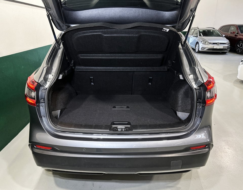 Nissan Qashqai 1,3 Dig-T 140 Tekna+ 5d