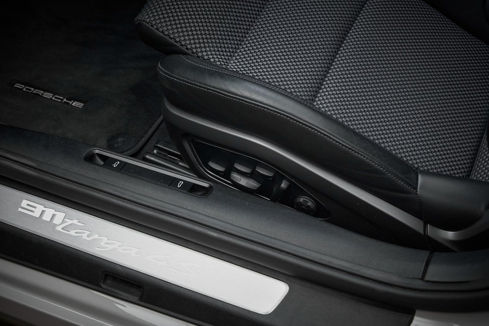 Porsche 911 Targa 4S 3,0 PDK 2d