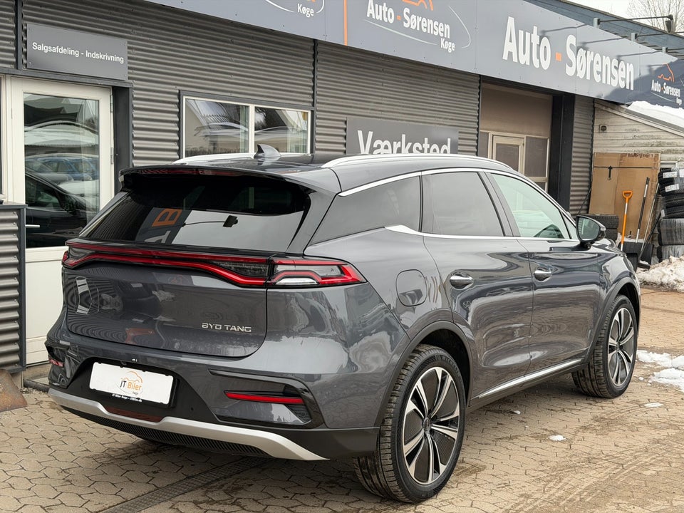 BYD Tang 109 Flagship AWD 7prs 5d