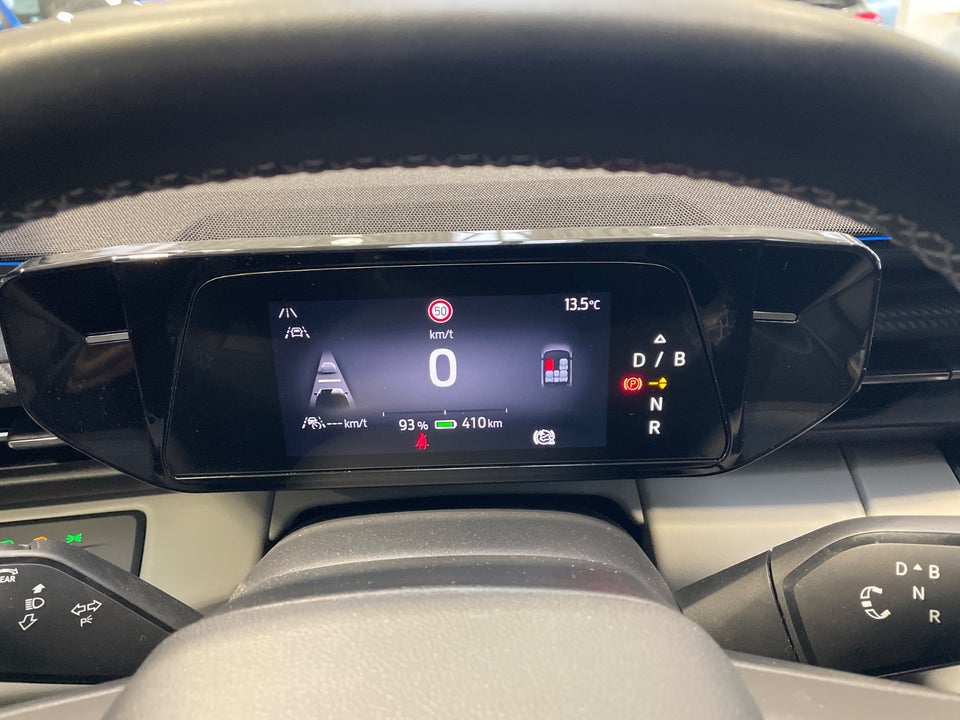 Ford Explorer 77 Premium Extended Range 5d