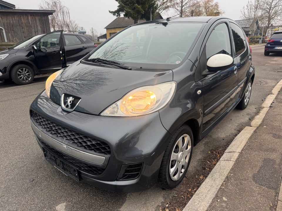 Peugeot 107 1,0 Active 5d