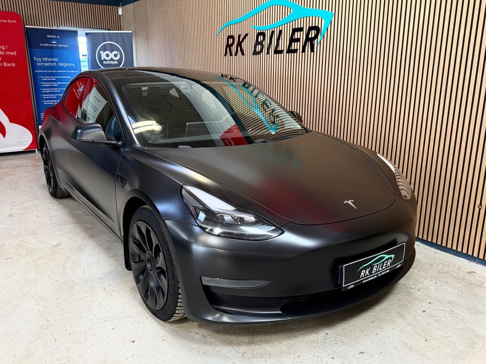 Tesla Model 3 Long Range AWD 4d