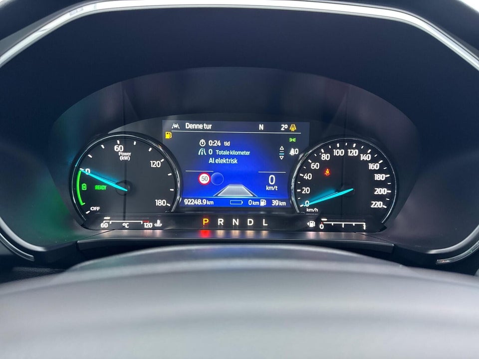 Ford Kuga 2,5 PHEV Titanium CVT 5d