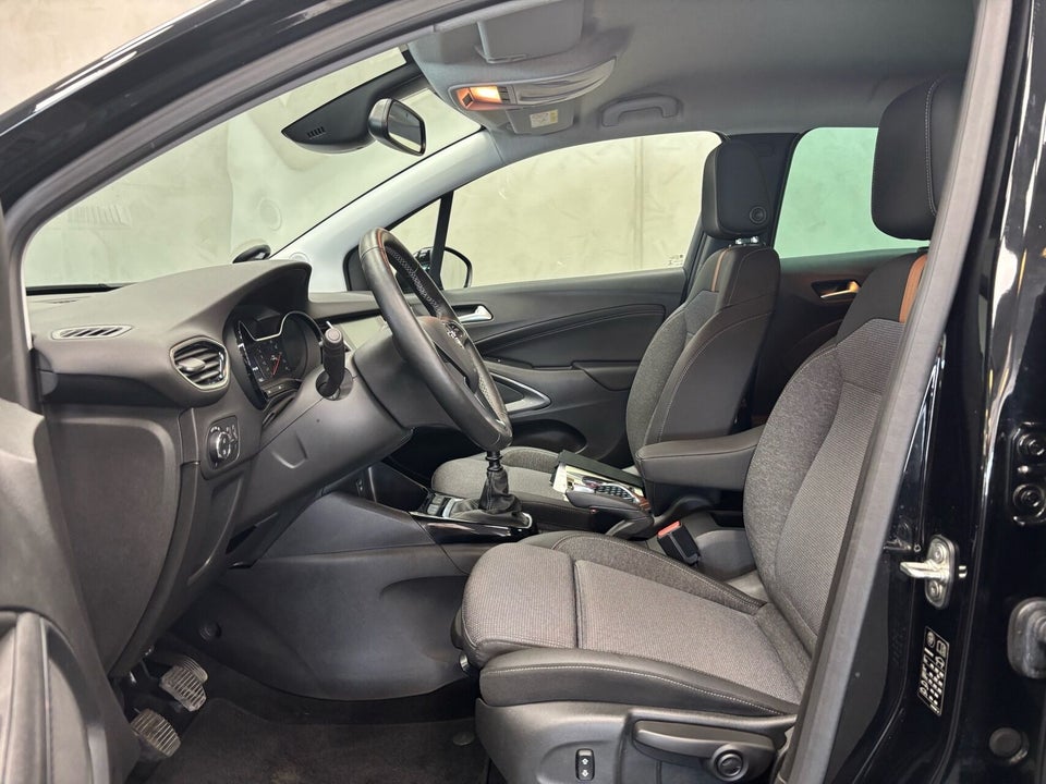 Opel Crossland 1,2 T 110 Sport 5d