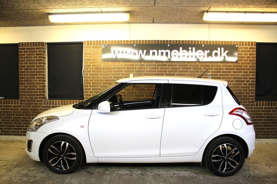 Suzuki Swift 1,2 Dualjet Style 5d