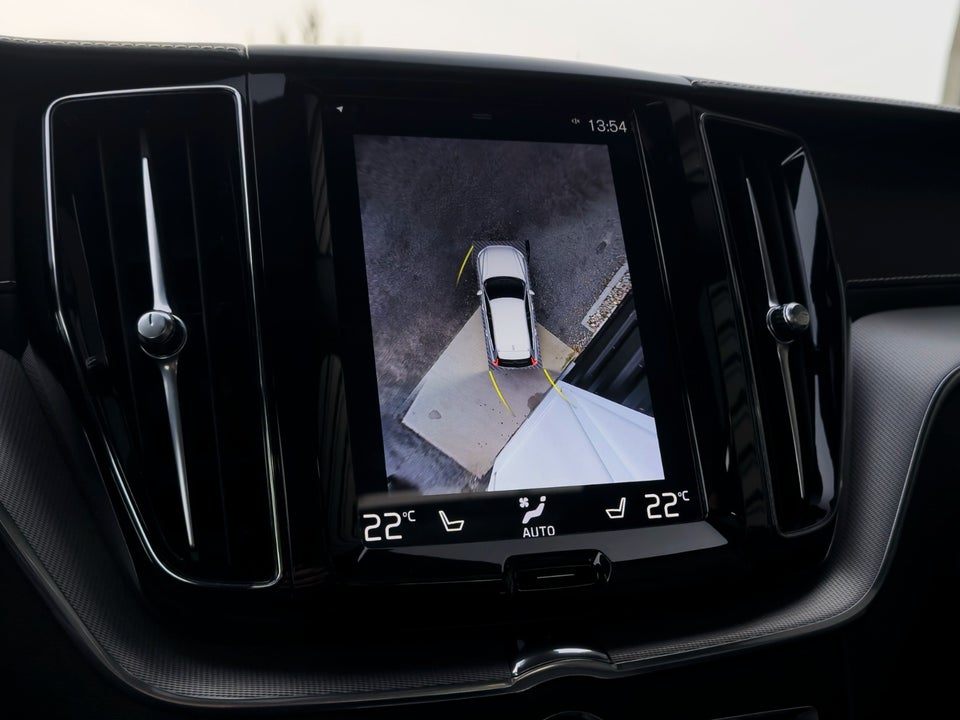 Volvo XC60 2,0 T8 390 R-Design aut. AWD 5d