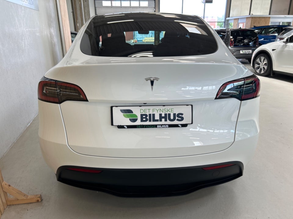 Tesla Model Y RWD 5d