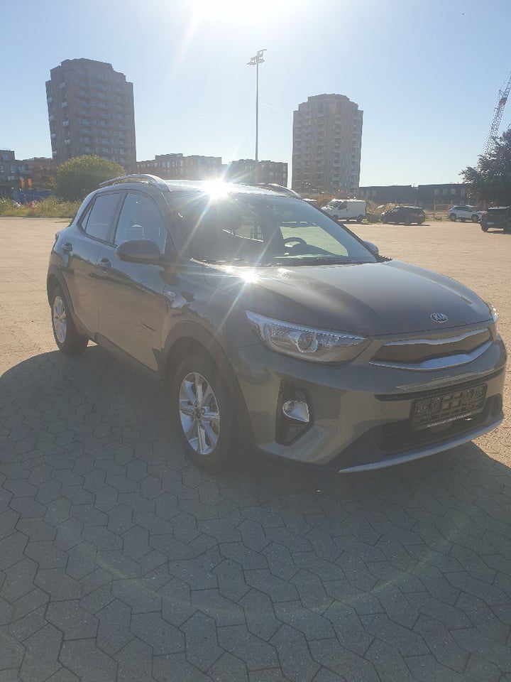 Kia Stonic 1,0 T-GDi Advance Intro 5d