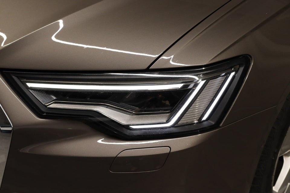 Audi A6 40 TDi Sport Avant S-tr. 5d