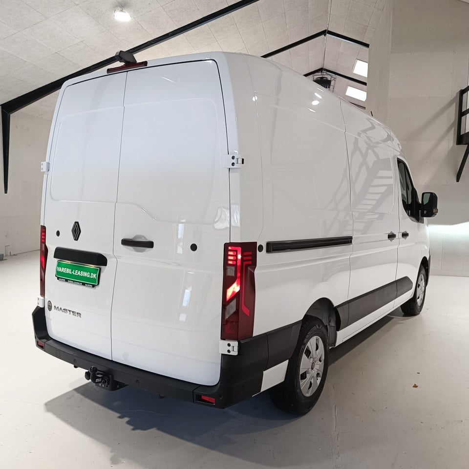 Renault Master V T33 2,0 dCi 150 L2H2 Kassevogn Tekno aut.