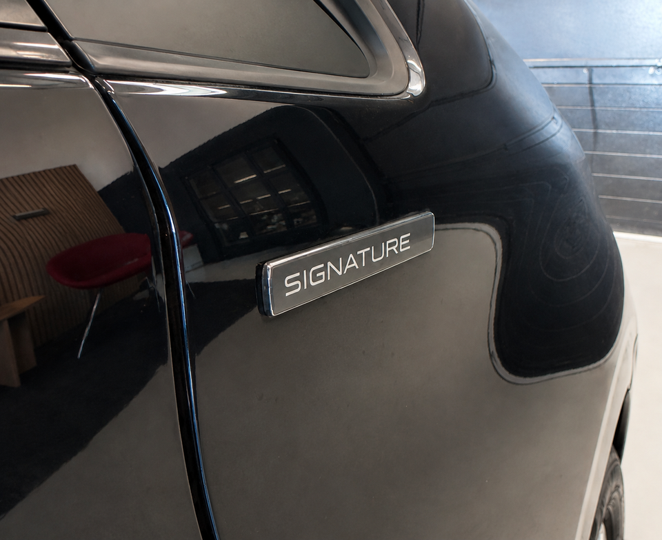 Peugeot 208 1,2 PureTech 110 Signature Sky 5d