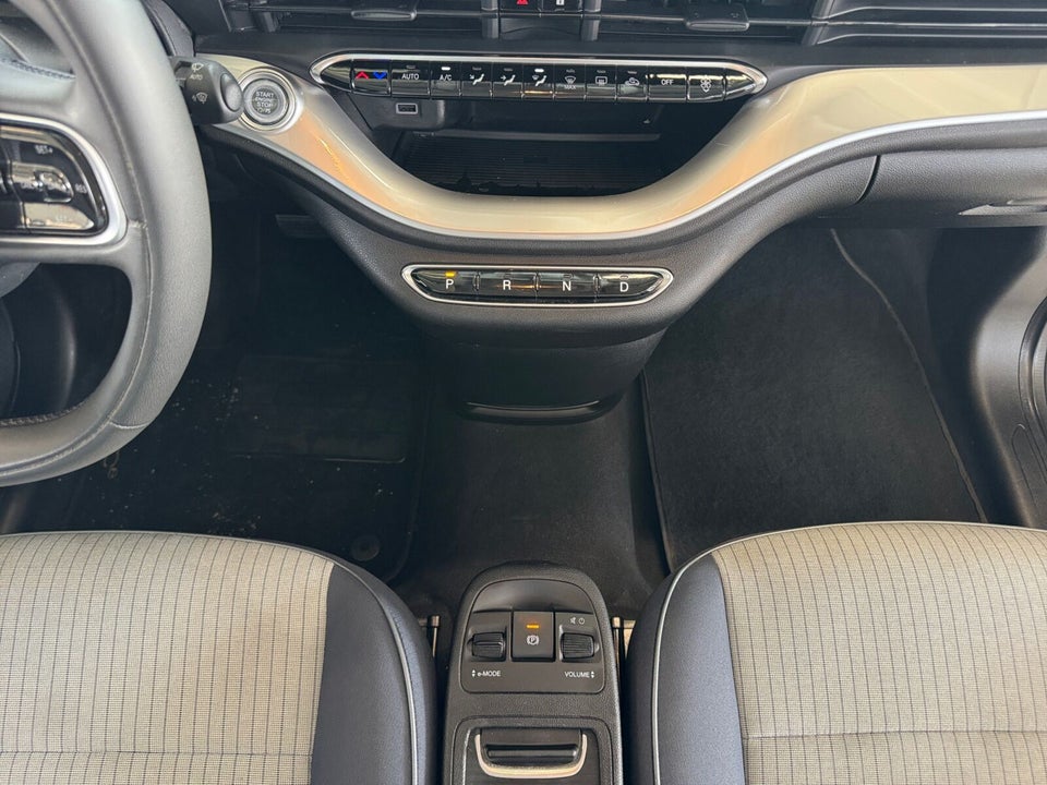 Fiat 500e 42 Icon 3+1 4d