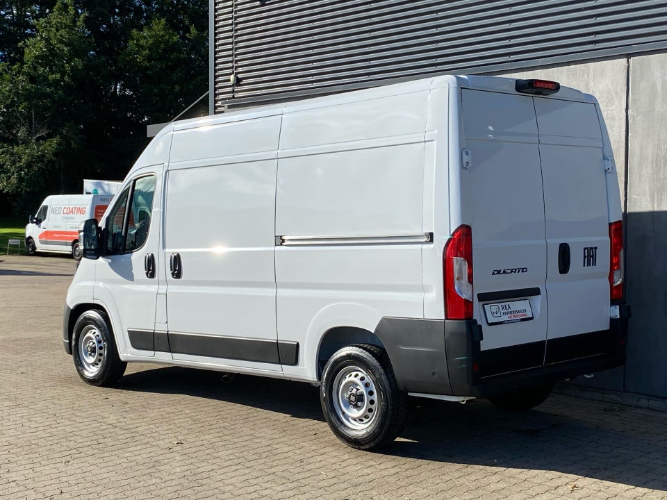 Fiat Ducato 35 Maxi 2,2 MJT 180 Kassevogn L2H2 Pro+ aut.