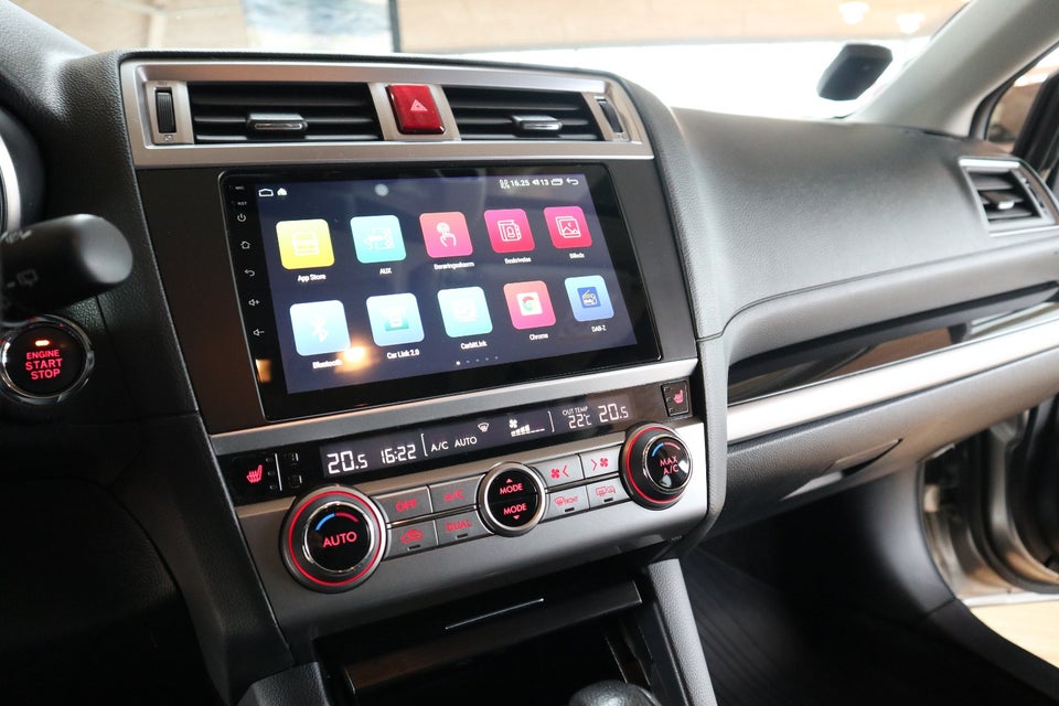 Subaru Outback 2,5 Summit CVT 5d