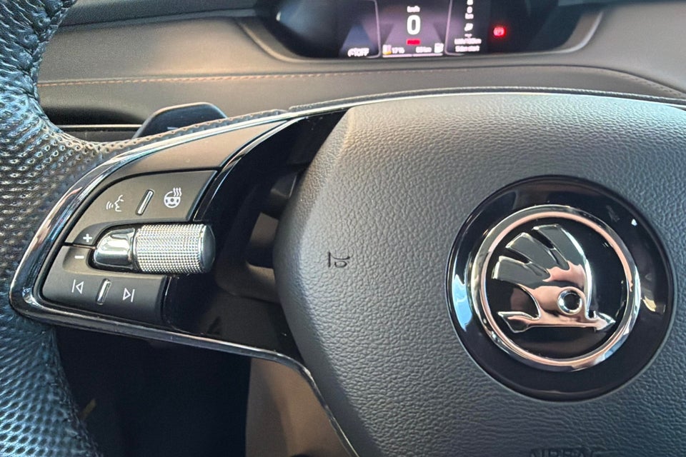 Skoda Enyaq 80 iV Suite 5d