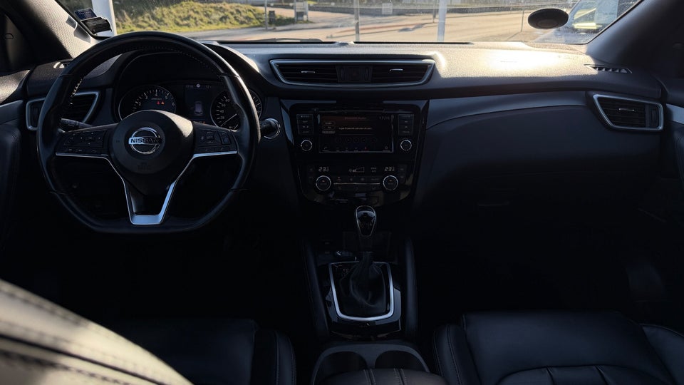 Nissan Qashqai 1,3 Dig-T 160 Tekna+ Dynamic DCT 5d