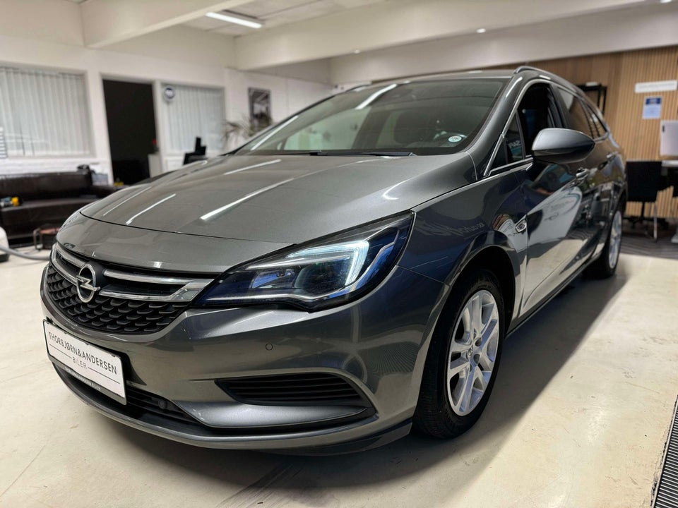 Opel Astra 1,6 CDTi 136 Enjoy Sports Tourer 5d