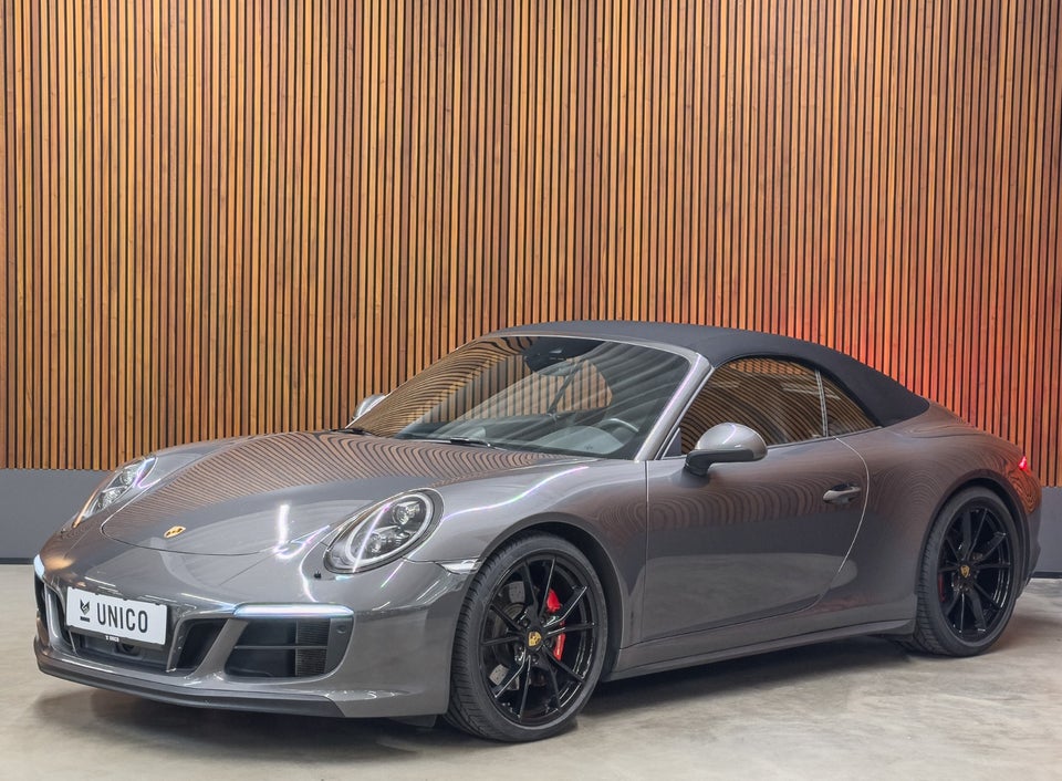 Porsche 911 Carrera 4 GTS 3,0 Cabriolet PDK 2d