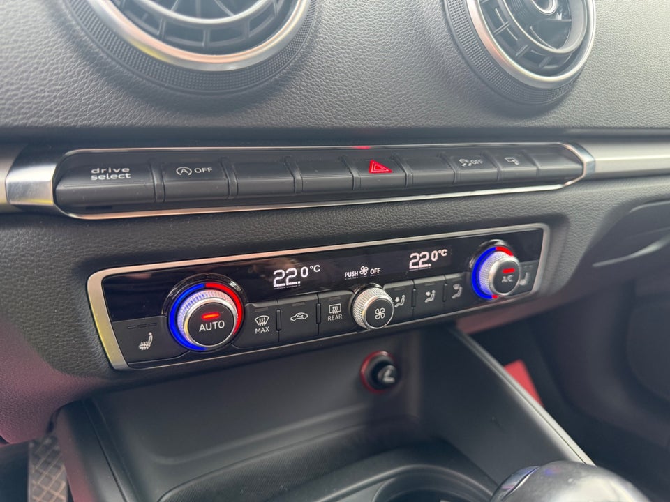 Audi A3 2,0 TDi 150 Ambition S-tr. 4d