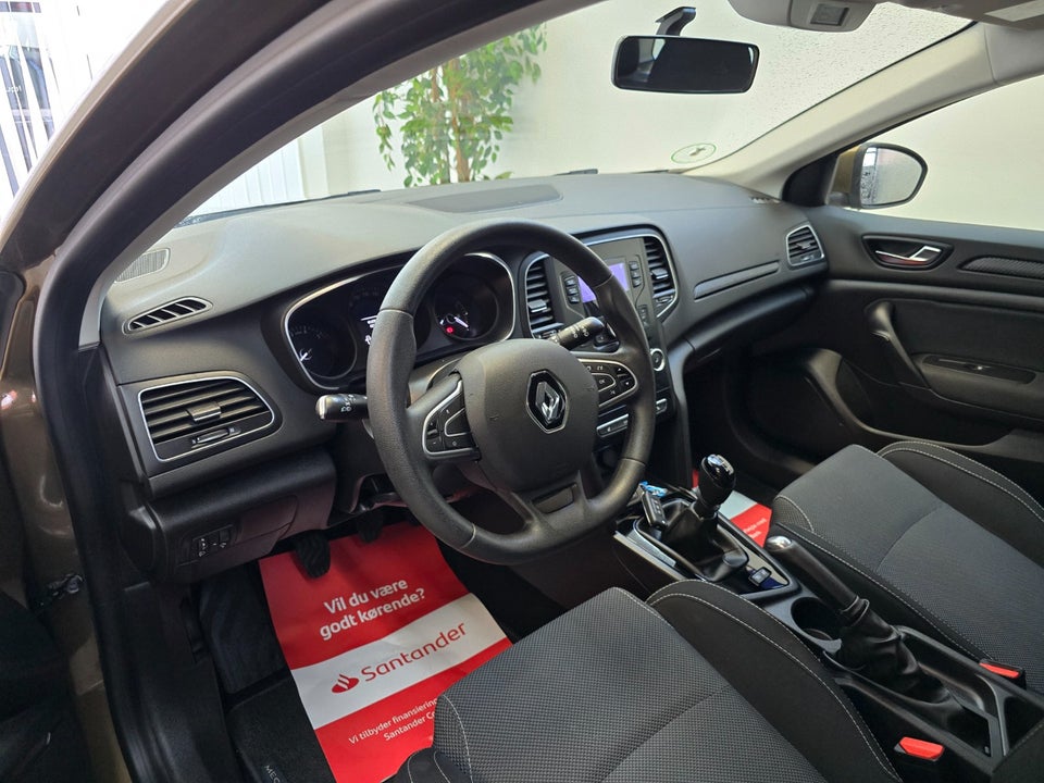 Renault Megane IV 1,2 TCe 100 Life 5d