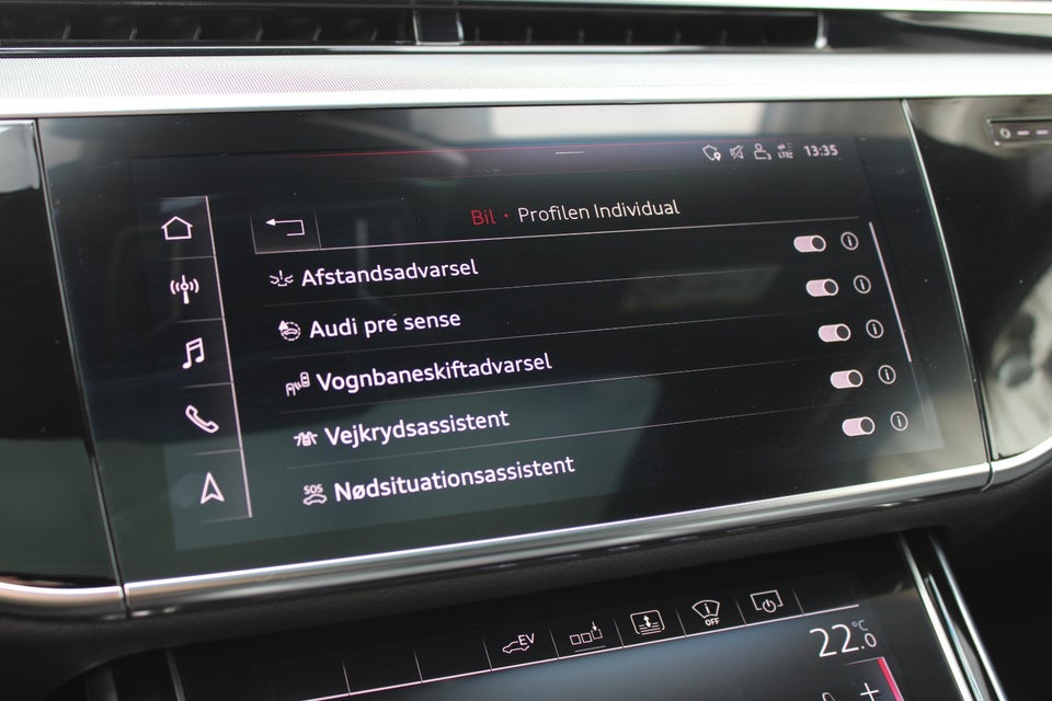 Audi A8 60 TFSi e quattro Tiptr. 4d