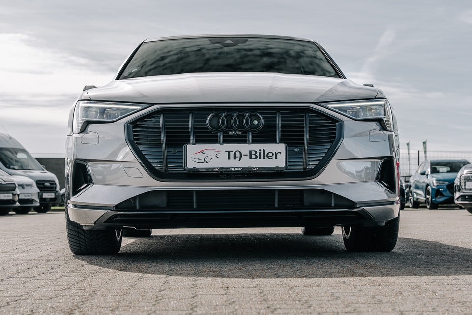 Audi e-tron 55 S-line quattro 5d