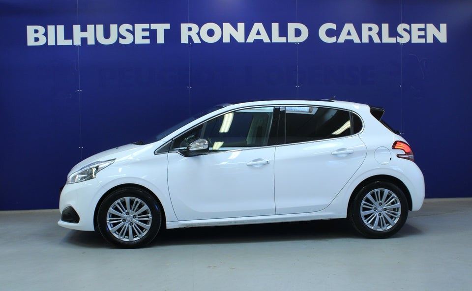 Peugeot 208 1,2 PureTech 82 Prestige 5d