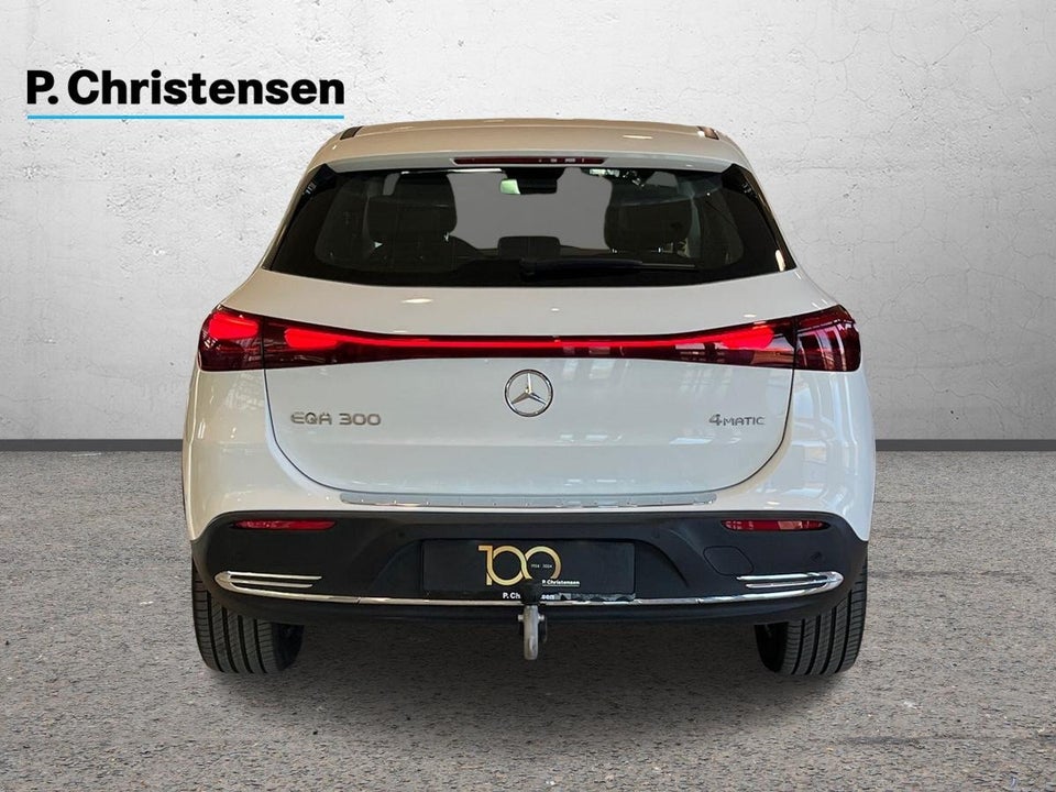 Mercedes EQA300 Progressive Advance 4Matic 5d