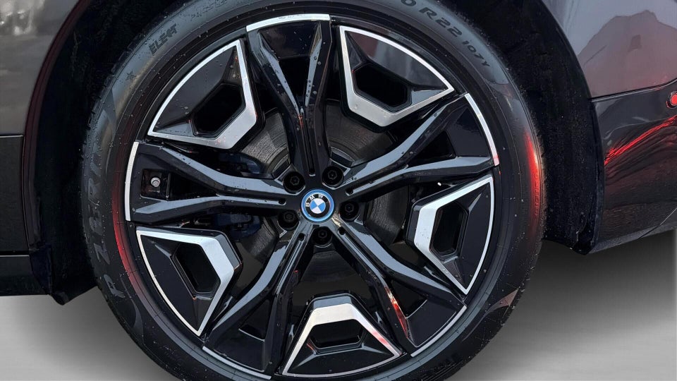 BMW iX xDrive40 Sport 5d