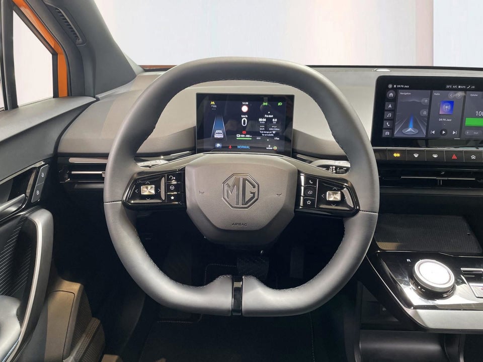 MG 4 77 Trophy Extended Range 5d