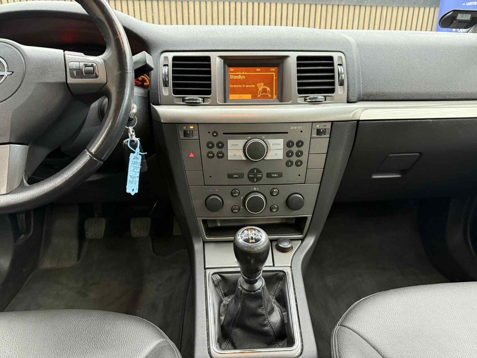 Opel Vectra 1,8 16V 140 Limited 5d