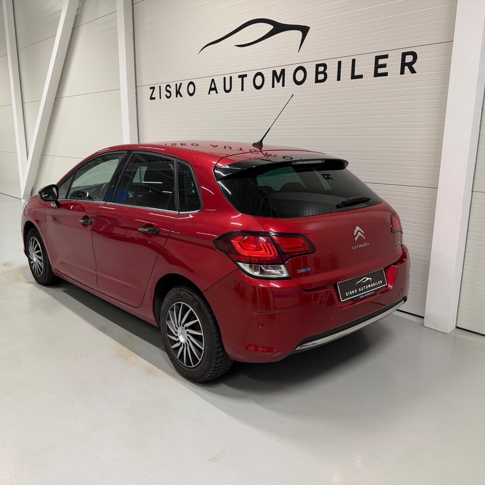 Citroën C4 1,6 e-HDi 115 Seduction 5d