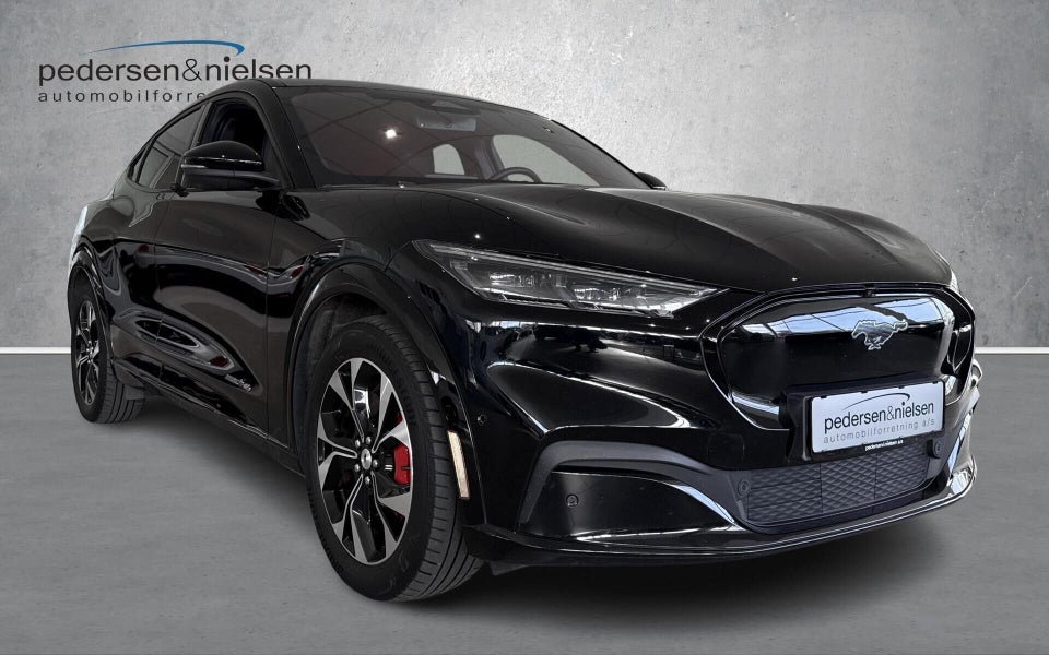 Ford Mustang Mach-E 70 Premium Standard Range AWD 5d