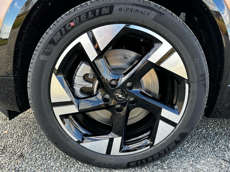 Opel Grandland-e 73 GS 5d