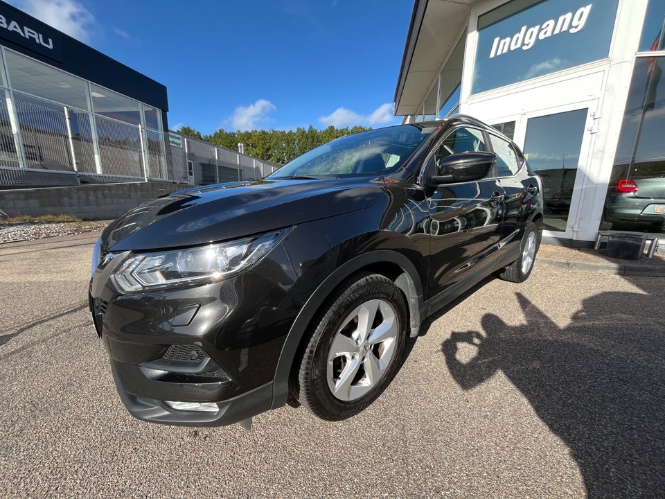 Nissan Qashqai 1,3 Dig-T 140 Acenta 5d