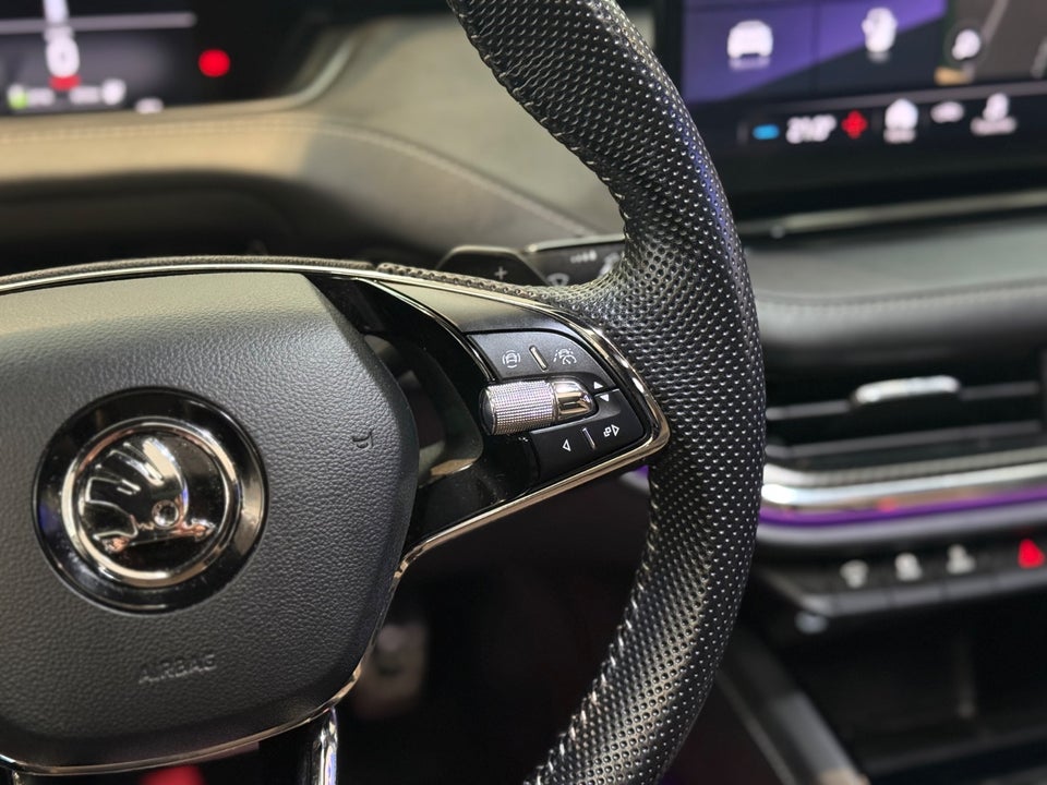 Skoda Enyaq 60 iV Sportline 5d