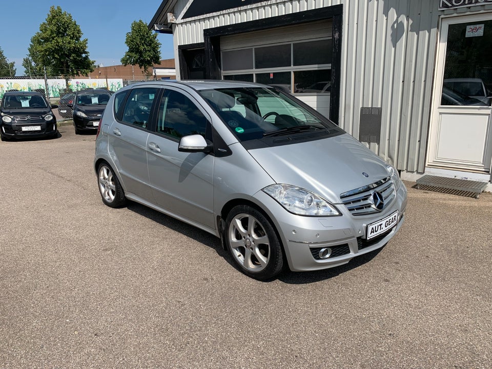 Mercedes A180 1,7 Avantgarde aut. BE 5d