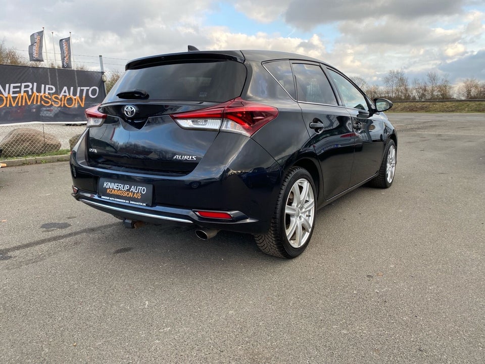 Toyota Auris 1,2 T T2 Style 5d