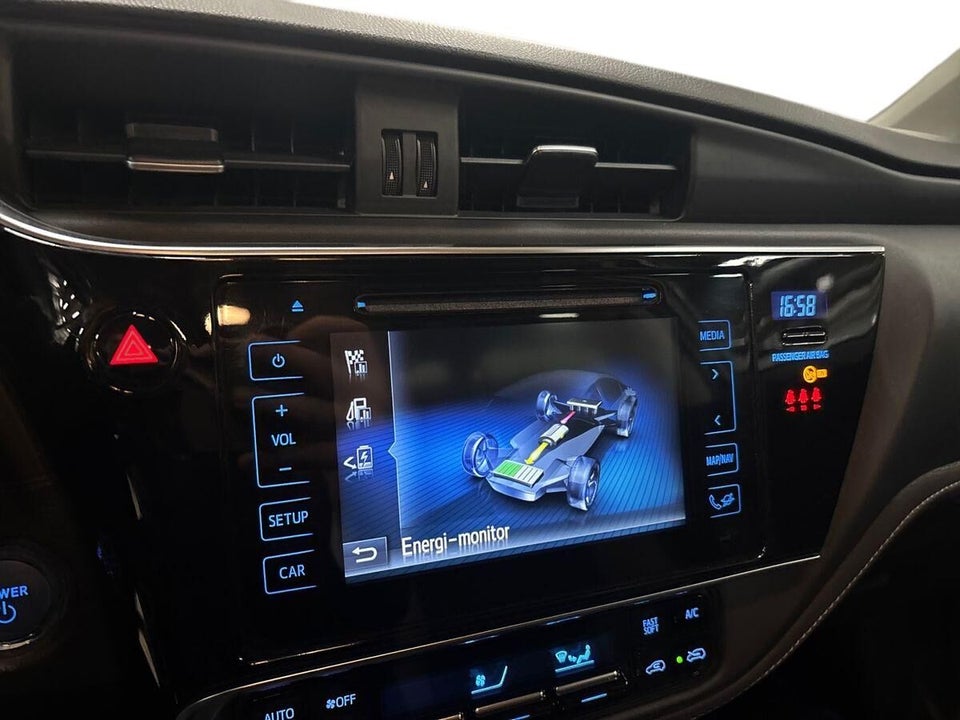 Toyota Auris 1,8 Hybrid H3 Touring Sports CVT 5d