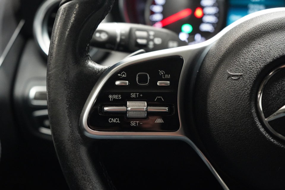 Mercedes C220 d 2,0 AMG Line stc. aut. 5d