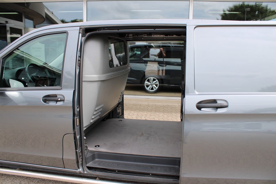 Mercedes Vito 116 2,0 CDi Kassevogn aut. L RWD