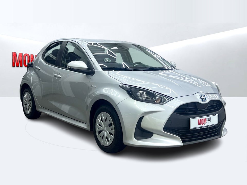 Toyota Yaris 1,5 Hybrid H1 e-CVT 5d