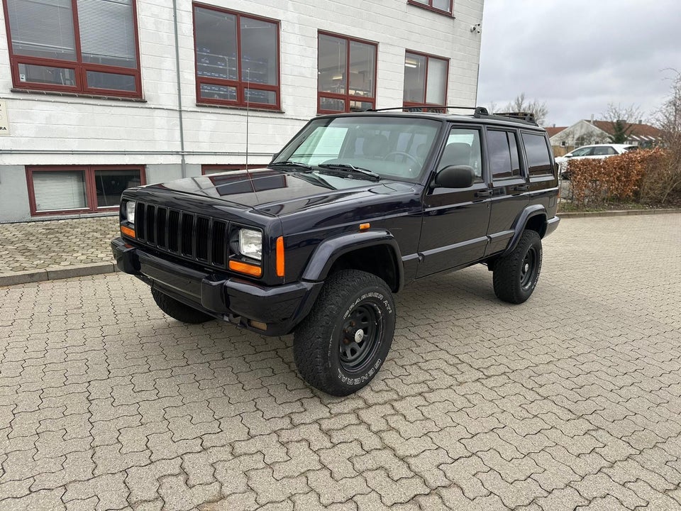 Jeep Cherokee 4,0 Limited aut. 5d
