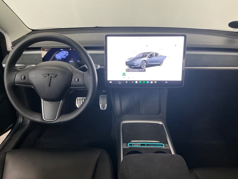 Tesla Model 3 RWD 4d