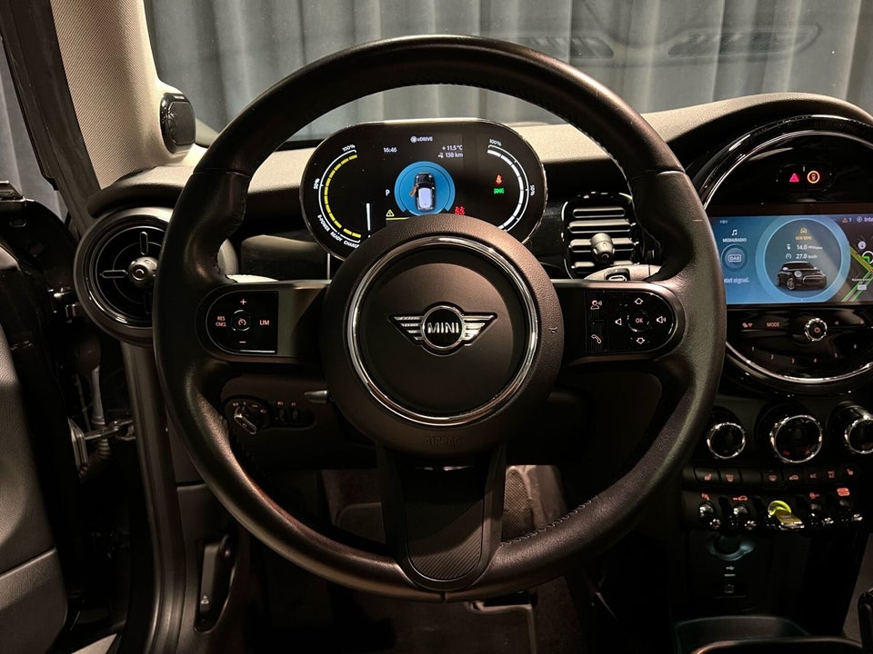 MINI Cooper SE Edition Premium Plus 3d