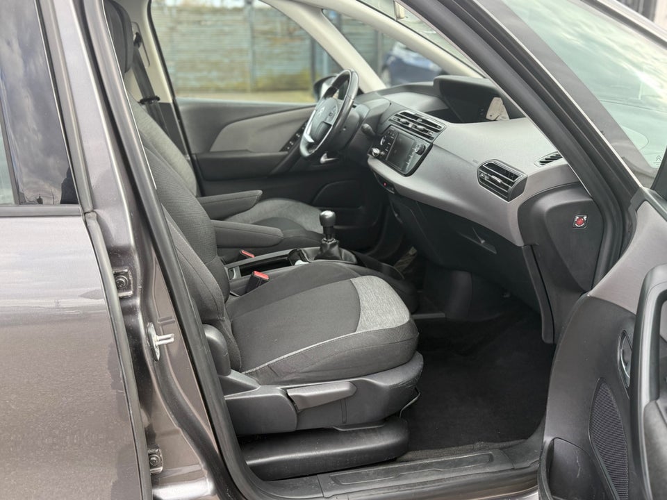 Citroën Grand C4 Picasso 1,2 PureTech 130 Attraction 7prs 5d