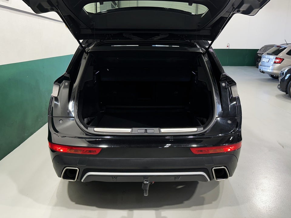 DS DS 7 CrossBack 1,6 E-Tense Performance Line EAT8 AWD 5d