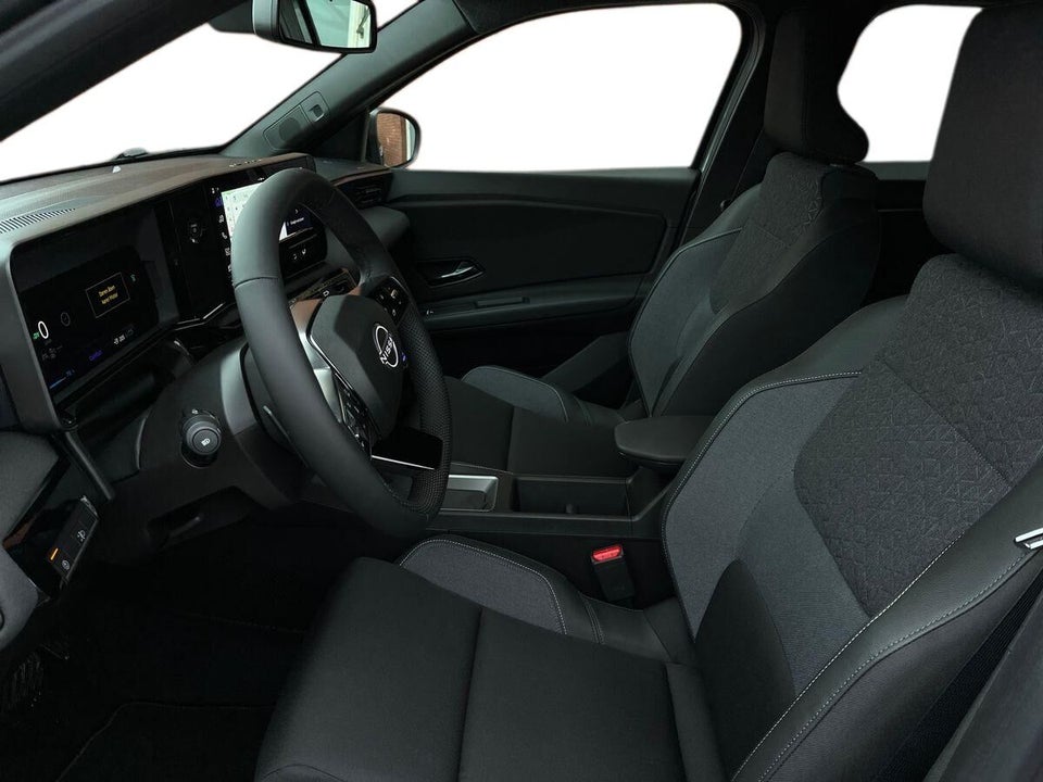 Nissan Micra 52 Advance 5d