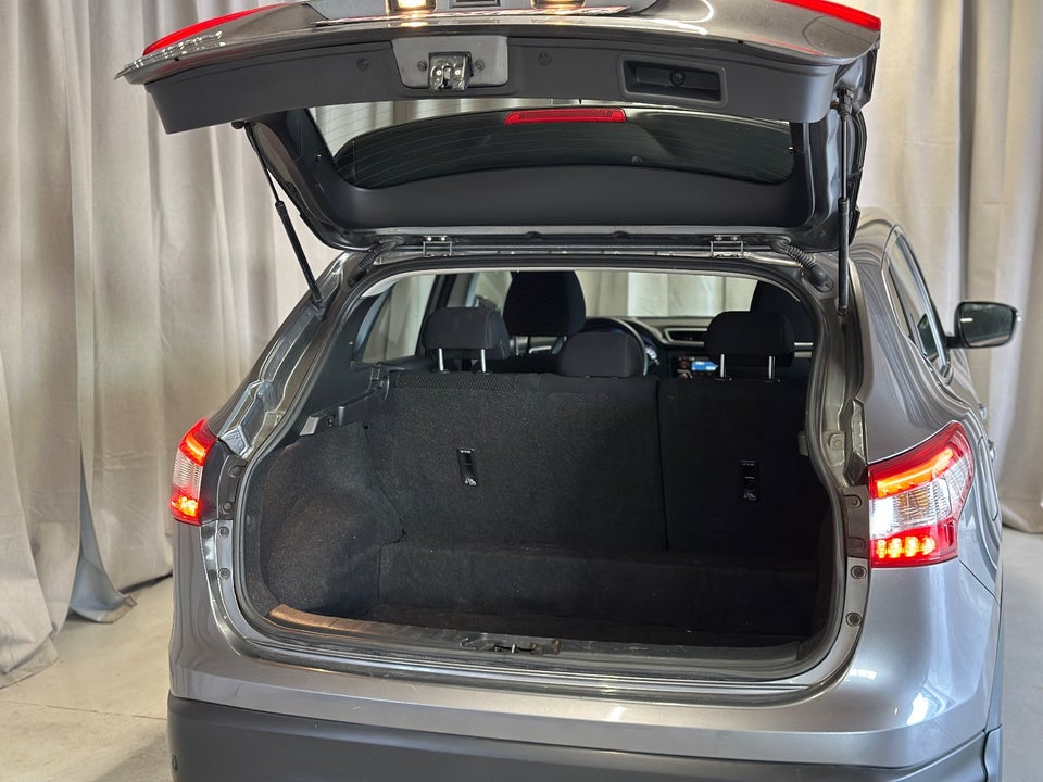 Nissan Qashqai 1,2 Dig-T 115 Acenta 5d